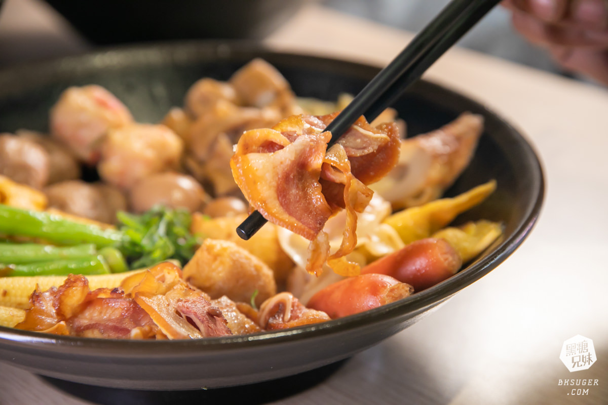 小港金府路美食|食扒穗小港店|超多款鐵板炒泡麵百元有找,有冷氣可吹的麻辣燙! - 第34張圖 小港金府路美食|食扒穗小港店|超多款鐵板炒泡麵百元有找,有冷氣可吹的麻辣燙!