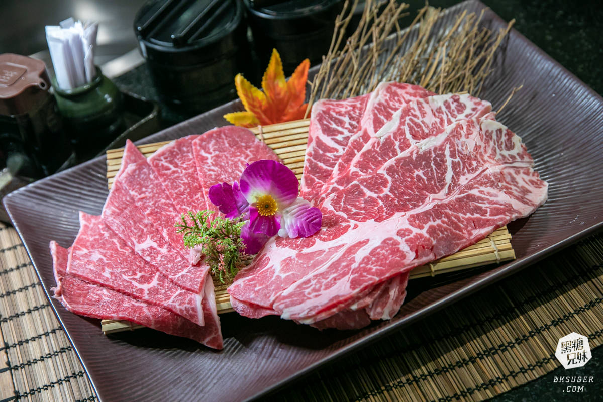 高雄燒肉吃到飽聚餐|秘町無煙炭火燒肉民族店|精緻生魚片和牛饗宴$579起任你吃 - 第21張圖 高雄燒肉吃到飽聚餐|秘町無煙炭火燒肉民族店|精緻生魚片和牛饗宴$579起任你吃