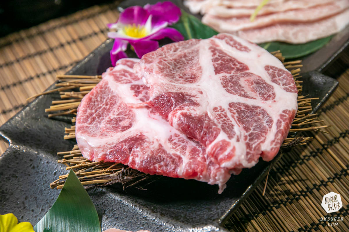 高雄燒肉吃到飽聚餐|秘町無煙炭火燒肉民族店|精緻生魚片和牛饗宴$579起任你吃 - 第33張圖 高雄燒肉吃到飽聚餐|秘町無煙炭火燒肉民族店|精緻生魚片和牛饗宴$579起任你吃