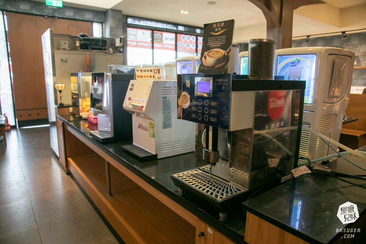 高雄燒肉吃到飽聚餐|秘町無煙炭火燒肉民族店|精緻生魚片和牛饗宴$579起任你吃 - 第15張圖 高雄燒肉吃到飽聚餐|秘町無煙炭火燒肉民族店|精緻生魚片和牛饗宴$579起任你吃