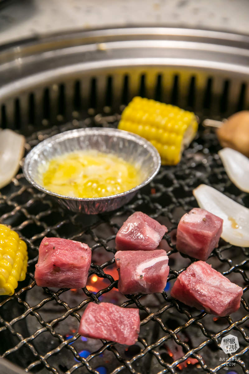 高雄燒肉吃到飽OH!YAKI|別緻風格新崛江燒肉$499\$599價位超滿足|72種食材無限供應 - 第25張圖 高雄燒肉吃到飽OH!YAKI|別緻風格新崛江燒肉$499\$599價位超滿足|72種食材無限供應