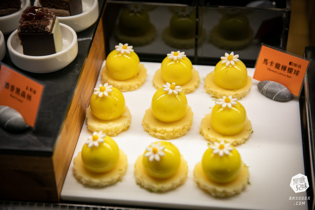 高雄漢來焰牛排館｜共享排餐＆桌邊秀互動理念｜質感小農精緻沙拉甜點自助吧