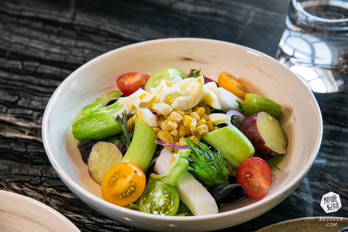 高雄漢來焰牛排館|共享排餐&桌邊秀互動理念|質感小農精緻沙拉甜點自助吧 - 第22張圖 高雄漢來焰牛排館|共享排餐&桌邊秀互動理念|質感小農精緻沙拉甜點自助吧