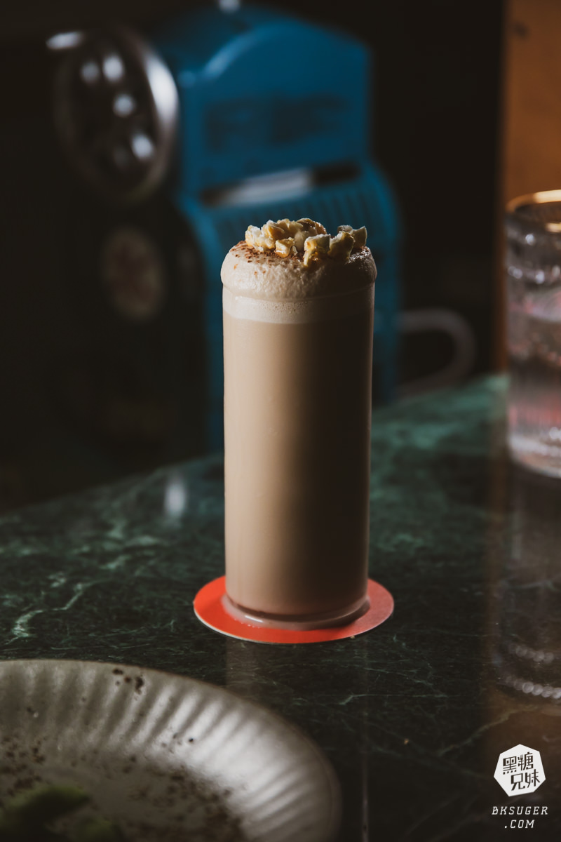 高雄特色酒吧-谷山映相館|復刻手沖相片暗房|西子灣渡輪站老屋懷舊風情酒吧 - 第10張圖 高雄特色酒吧-谷山映相館|復刻手沖相片暗房|西子灣渡輪站老屋懷舊風情酒吧