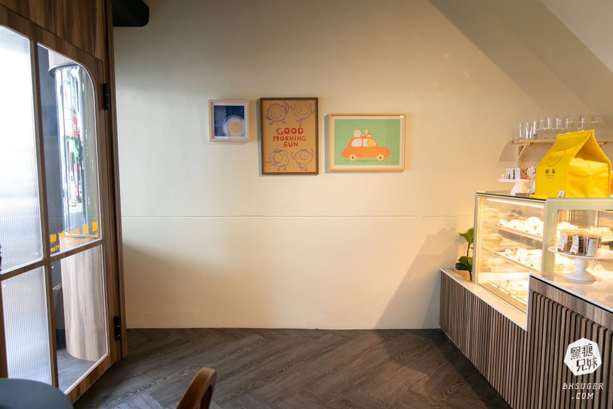 高雄甜點｜晴晨甜點咖啡內用店MORNING SUN Coffee來啦！｜市區老宅咖啡屋推薦