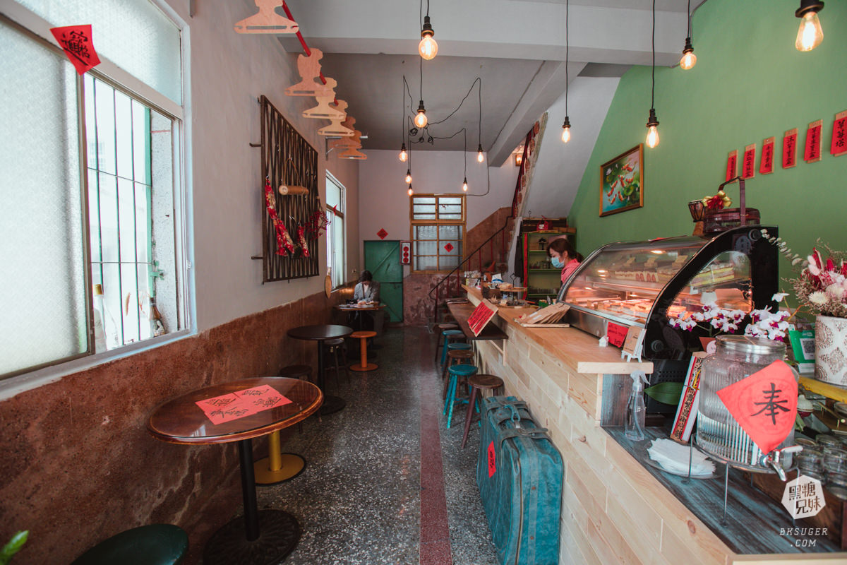 高雄甜點|賣甜點的木木屋|超復古物件下午茶,濃厚的懷舊風格|必吃手工毛巾捲! - 第4張圖 高雄甜點|賣甜點的木木屋|超復古物件下午茶,濃厚的懷舊風格|必吃手工毛巾捲!