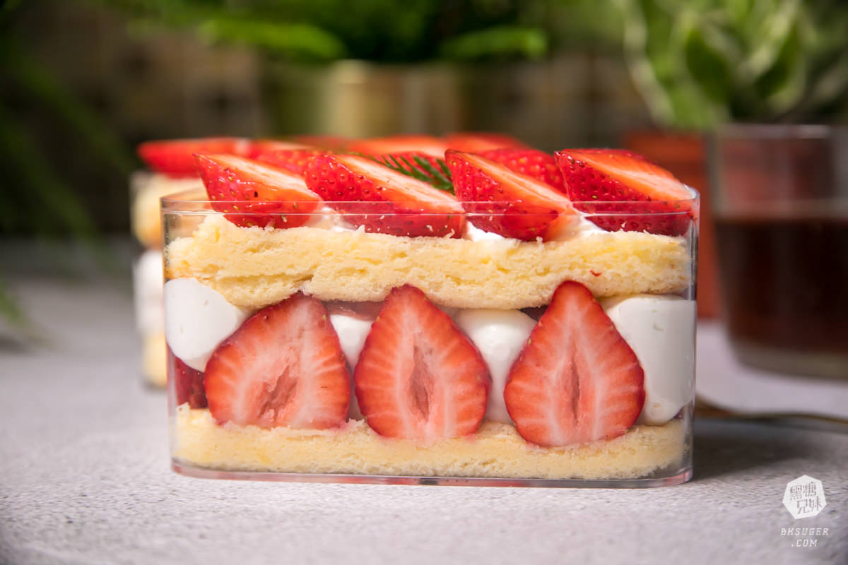 高雄生日蛋糕推薦|晴。晨MORNING SUN|冬季草莓寶盒奢華登場|草莓裸蛋糕無鮮奶油的生日蛋糕 - 第23張圖 高雄生日蛋糕推薦|晴。晨MORNING SUN|冬季草莓寶盒奢華登場|草莓裸蛋糕無鮮奶油的生日蛋糕