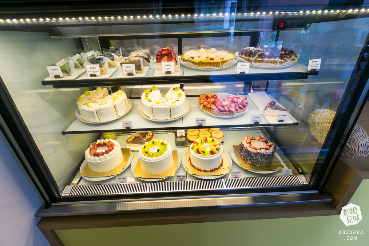 高雄蛋糕外帶推薦|晴。晨MORNING SUN草莓季來了!草莓寶盒重磅回歸-草莓杯杯一口接一口 - 第4張圖 高雄蛋糕外帶推薦|晴。晨MORNING SUN草莓季來了!草莓寶盒重磅回歸-草莓杯杯一口接一口