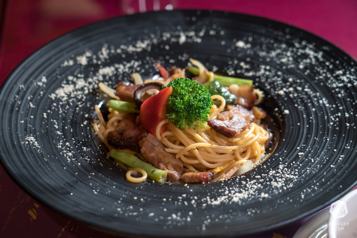 高雄約會節日餐廳|波斯特餐廳|年末重要節日聚餐好所在|聖誕的氛圍不要錯過 - 第17張圖 高雄約會節日餐廳|波斯特餐廳|年末重要節日聚餐好所在|聖誕的氛圍不要錯過