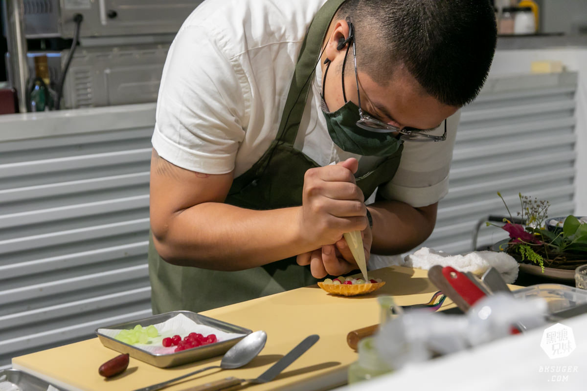 仙桃素蔬食餐廳|潛藏共享餐廳裡的私廚料理-高雄蔬食美學飲食藝術化|高雄素食餐廳聚餐推薦 - 第1張圖 仙桃素蔬食餐廳|潛藏共享餐廳裡的私廚料理-高雄蔬食美學飲食藝術化|高雄素食餐廳聚餐推薦
