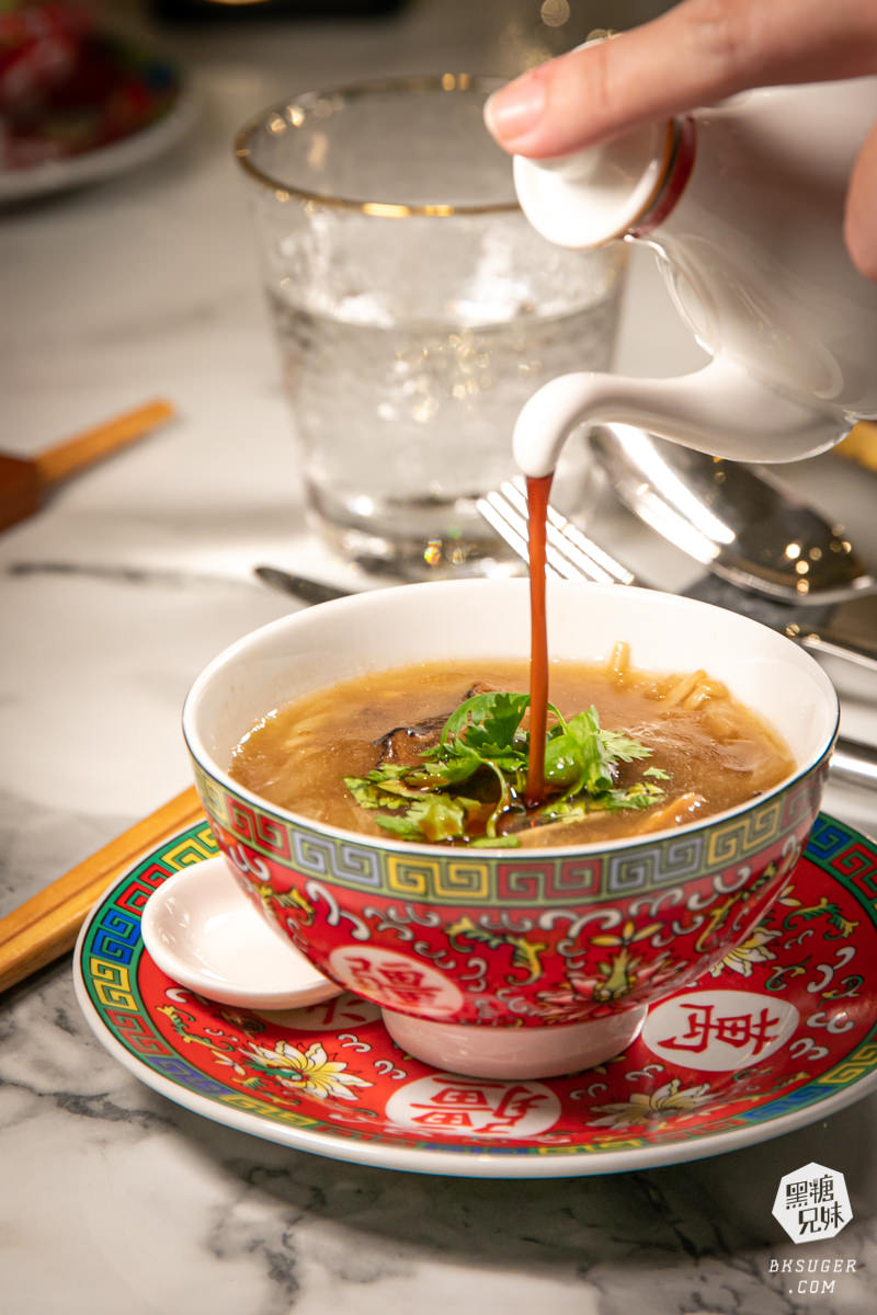 仙桃素蔬食餐廳|潛藏共享餐廳裡的私廚料理-高雄蔬食美學飲食藝術化|高雄素食餐廳聚餐推薦 - 第14張圖 仙桃素蔬食餐廳|潛藏共享餐廳裡的私廚料理-高雄蔬食美學飲食藝術化|高雄素食餐廳聚餐推薦