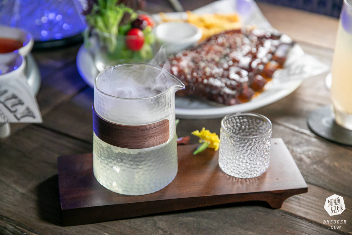 高美館餐酒館推薦|雛菊Daisy Villa餐酒館-高雄青海店|絕美氣氛的南洋花園感、好拍照-高雄獨家水煙種類多 - 第33張圖 高美館餐酒館推薦|雛菊Daisy Villa餐酒館-高雄青海店|絕美氣氛的南洋花園感、好拍照-高雄獨家水煙種類多