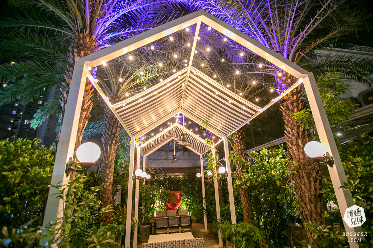 高美館餐酒館推薦|雛菊Daisy Villa餐酒館-高雄青海店|絕美氣氛的南洋花園感、好拍照-高雄獨家水煙種類多 - 第5張圖 高美館餐酒館推薦|雛菊Daisy Villa餐酒館-高雄青海店|絕美氣氛的南洋花園感、好拍照-高雄獨家水煙種類多