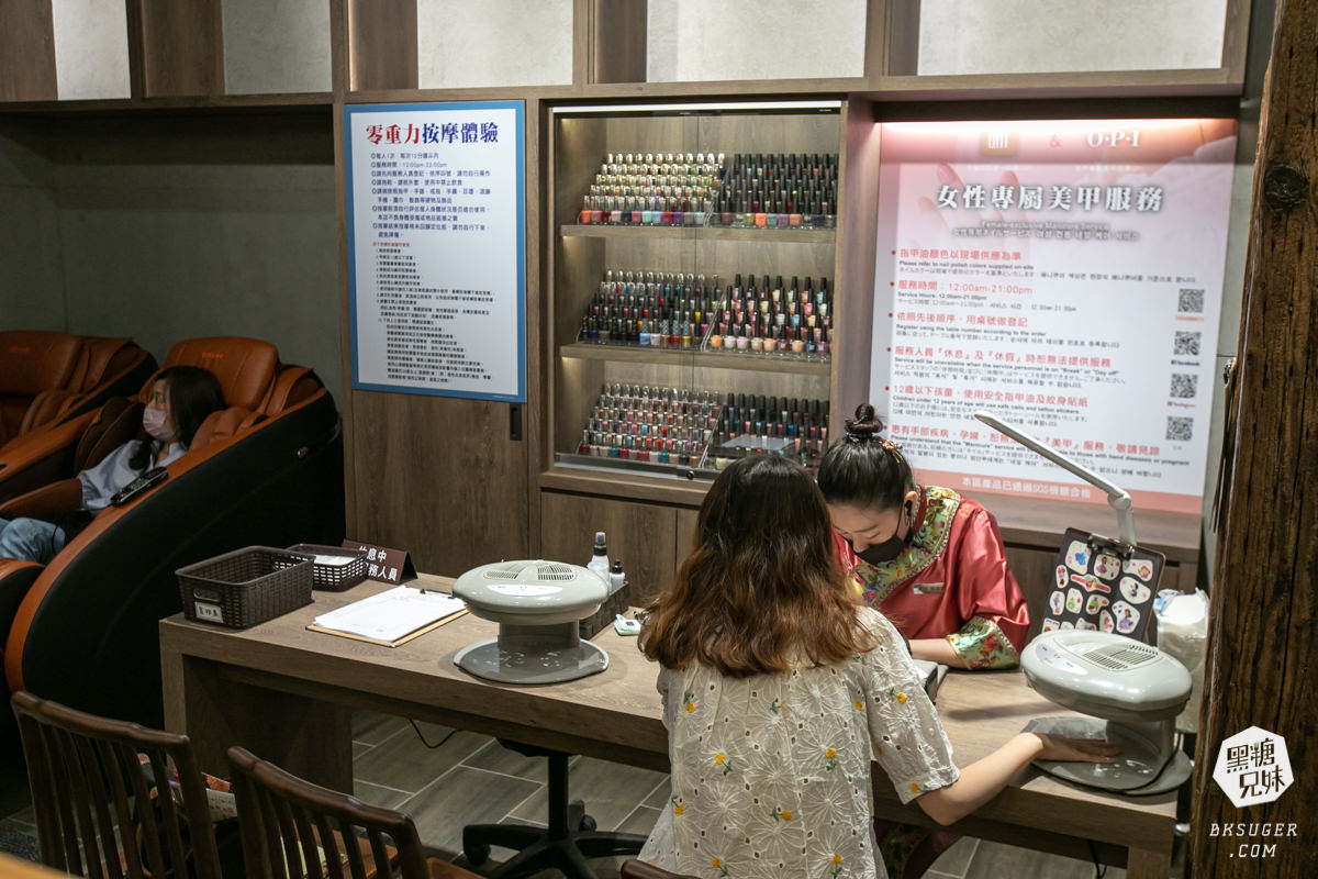 高雄義享天地餐廳｜問鼎-皇上吉祥宮廷火鍋｜宮廷裝扮＆高級龍型訂製餐具、川劇、馬辣旗下品牌