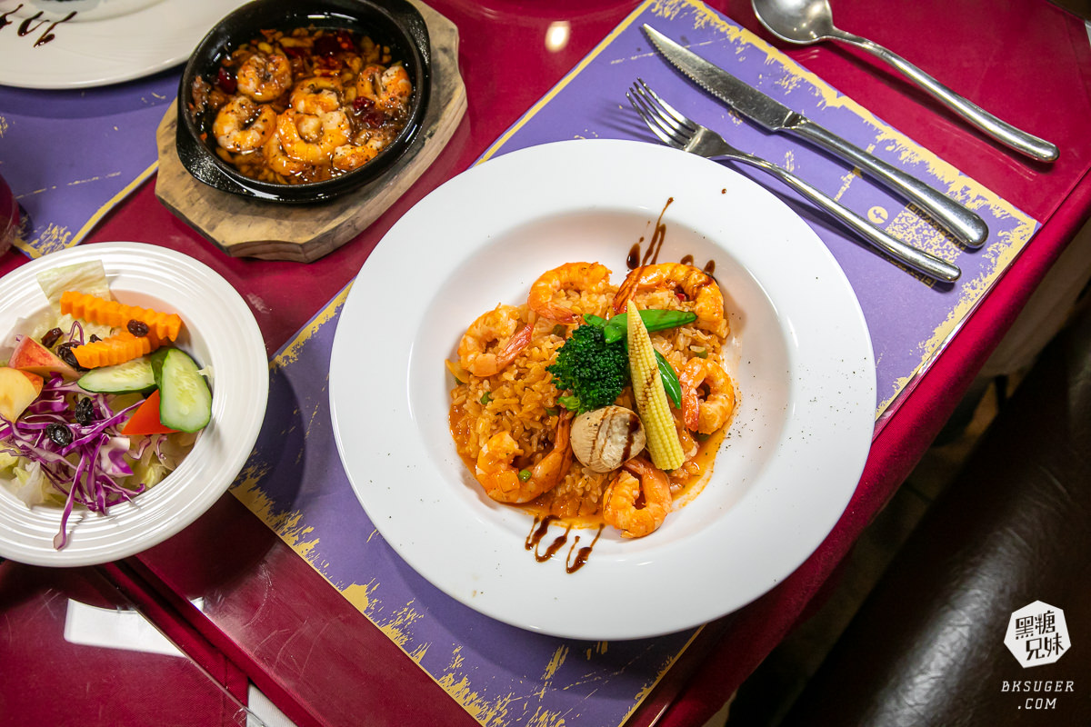 高雄約會餐廳-波斯特餐廳|不用千元來吃威靈頓牛排|2022聚餐生日慶祝餐廳超推薦 - 第33張圖 高雄約會餐廳-波斯特餐廳|不用千元來吃威靈頓牛排|2022聚餐生日慶祝餐廳超推薦