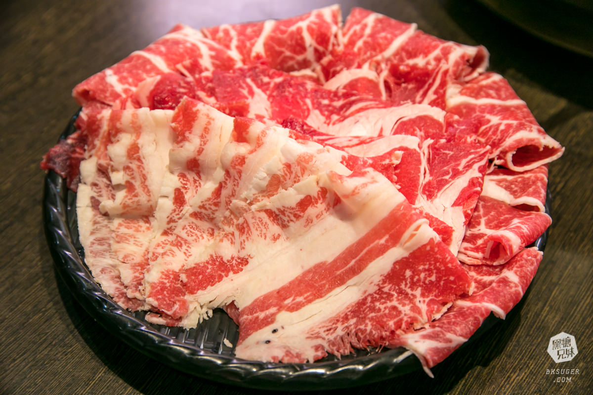 高雄吃到飽火鍋|酒爐澳門卜卜蜆高雄九如總店|鮮蝦蛤蠣的吃到爽天堂,喜歡鮮味的必吃,還有泰國蝦、牛奶蛤吃到飽 - 第29張圖 高雄吃到飽火鍋|酒爐澳門卜卜蜆高雄九如總店|鮮蝦蛤蠣的吃到爽天堂,喜歡鮮味的必吃,還有泰國蝦、牛奶蛤吃到飽