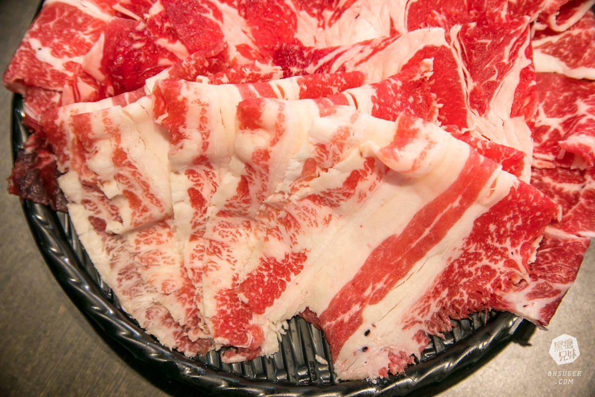 高雄吃到飽火鍋|酒爐澳門卜卜蜆高雄九如總店|鮮蝦蛤蠣的吃到爽天堂,喜歡鮮味的必吃,還有泰國蝦、牛奶蛤吃到飽 - 第30張圖 高雄吃到飽火鍋|酒爐澳門卜卜蜆高雄九如總店|鮮蝦蛤蠣的吃到爽天堂,喜歡鮮味的必吃,還有泰國蝦、牛奶蛤吃到飽