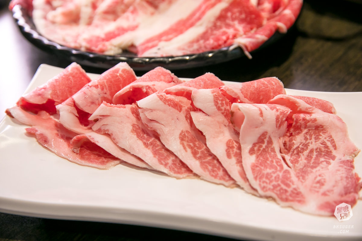 高雄吃到飽火鍋|酒爐澳門卜卜蜆高雄九如總店|鮮蝦蛤蠣的吃到爽天堂,喜歡鮮味的必吃,還有泰國蝦、牛奶蛤吃到飽 - 第32張圖 高雄吃到飽火鍋|酒爐澳門卜卜蜆高雄九如總店|鮮蝦蛤蠣的吃到爽天堂,喜歡鮮味的必吃,還有泰國蝦、牛奶蛤吃到飽