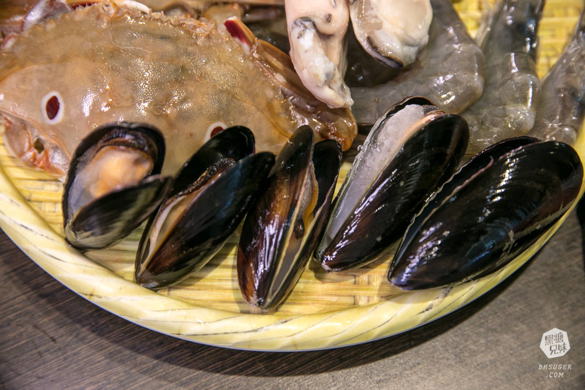 高雄吃到飽火鍋|酒爐澳門卜卜蜆高雄九如總店|鮮蝦蛤蠣的吃到爽天堂,喜歡鮮味的必吃,還有泰國蝦、牛奶蛤吃到飽 - 第23張圖 高雄吃到飽火鍋|酒爐澳門卜卜蜆高雄九如總店|鮮蝦蛤蠣的吃到爽天堂,喜歡鮮味的必吃,還有泰國蝦、牛奶蛤吃到飽