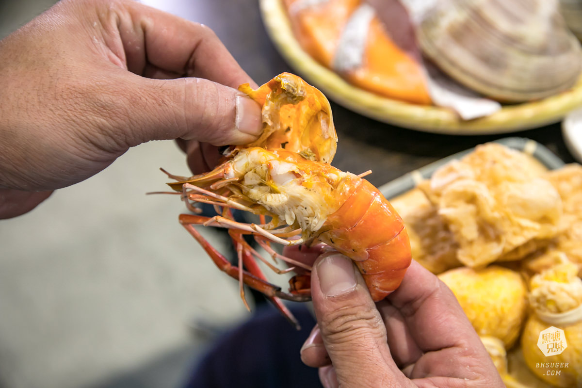 高雄吃到飽火鍋|酒爐澳門卜卜蜆高雄九如總店|鮮蝦蛤蠣的吃到爽天堂,喜歡鮮味的必吃,還有泰國蝦、牛奶蛤吃到飽 - 第16張圖 高雄吃到飽火鍋|酒爐澳門卜卜蜆高雄九如總店|鮮蝦蛤蠣的吃到爽天堂,喜歡鮮味的必吃,還有泰國蝦、牛奶蛤吃到飽