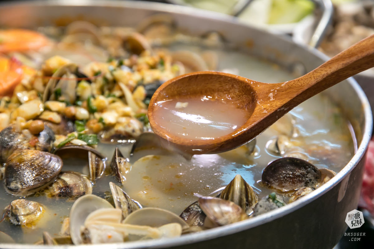 高雄吃到飽火鍋|酒爐澳門卜卜蜆高雄九如總店|鮮蝦蛤蠣的吃到爽天堂,喜歡鮮味的必吃,還有泰國蝦、牛奶蛤吃到飽 - 第7張圖 高雄吃到飽火鍋|酒爐澳門卜卜蜆高雄九如總店|鮮蝦蛤蠣的吃到爽天堂,喜歡鮮味的必吃,還有泰國蝦、牛奶蛤吃到飽