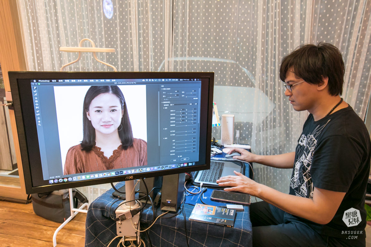 高雄證件照推薦|詠捷彤芯攝影工作室|2022身分證證件照、護照證件照拍攝|高雄攝影推薦楊書偉 - 第25張圖 高雄證件照推薦|詠捷彤芯攝影工作室|2022身分證證件照、護照證件照拍攝|高雄攝影推薦楊書偉