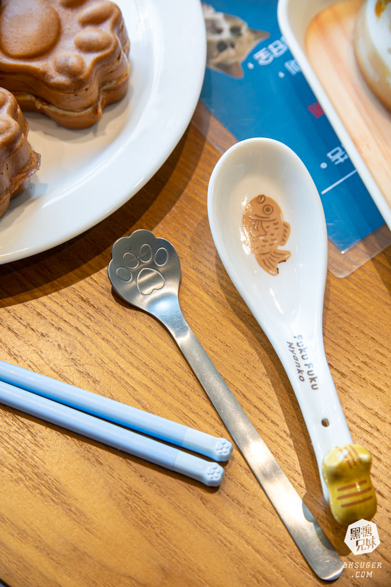 高雄貓咪咖啡廳|角落有貓coffee|超跩三花貓咖啡、喵掌蛋糕手作土司|超療癒貓咪陪伴你用餐 - 第33張圖 高雄貓咪咖啡廳|角落有貓coffee|超跩三花貓咖啡、喵掌蛋糕手作土司|超療癒貓咪陪伴你用餐