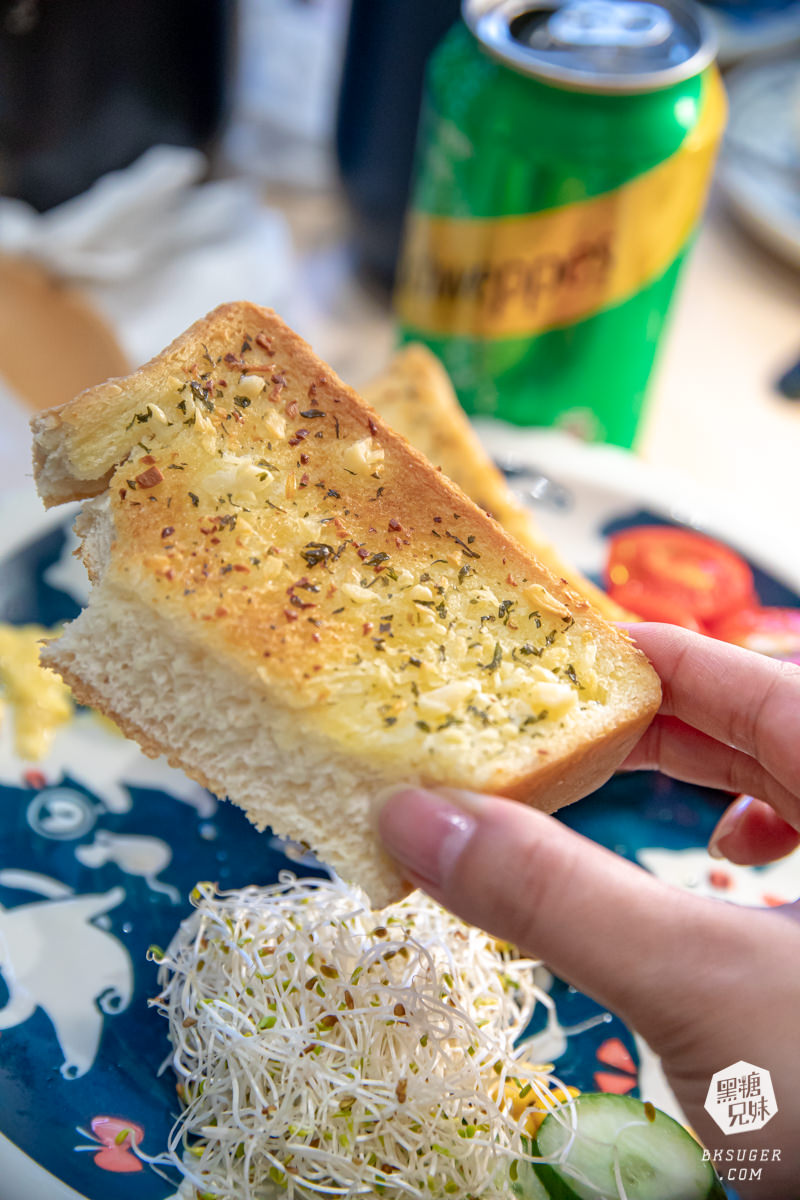 北高雄早午餐|貓之家俱樂部|港式餐廳的港味情懷,寵物療癒嚕貓好地方! - 第18張圖 北高雄早午餐|貓之家俱樂部|港式餐廳的港味情懷,寵物療癒嚕貓好地方!