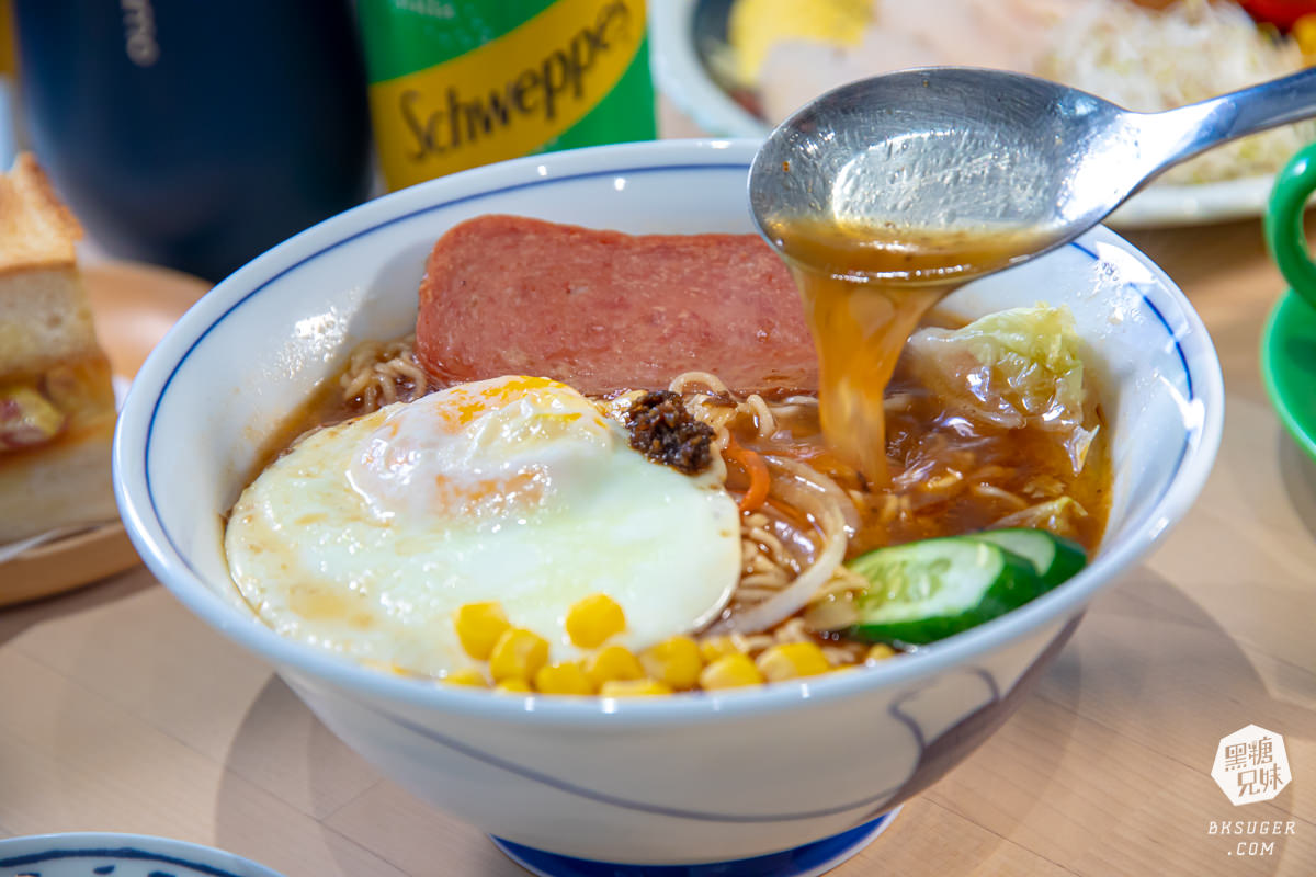 北高雄早午餐|貓之家俱樂部|港式餐廳的港味情懷,寵物療癒嚕貓好地方! - 第27張圖 北高雄早午餐|貓之家俱樂部|港式餐廳的港味情懷,寵物療癒嚕貓好地方!