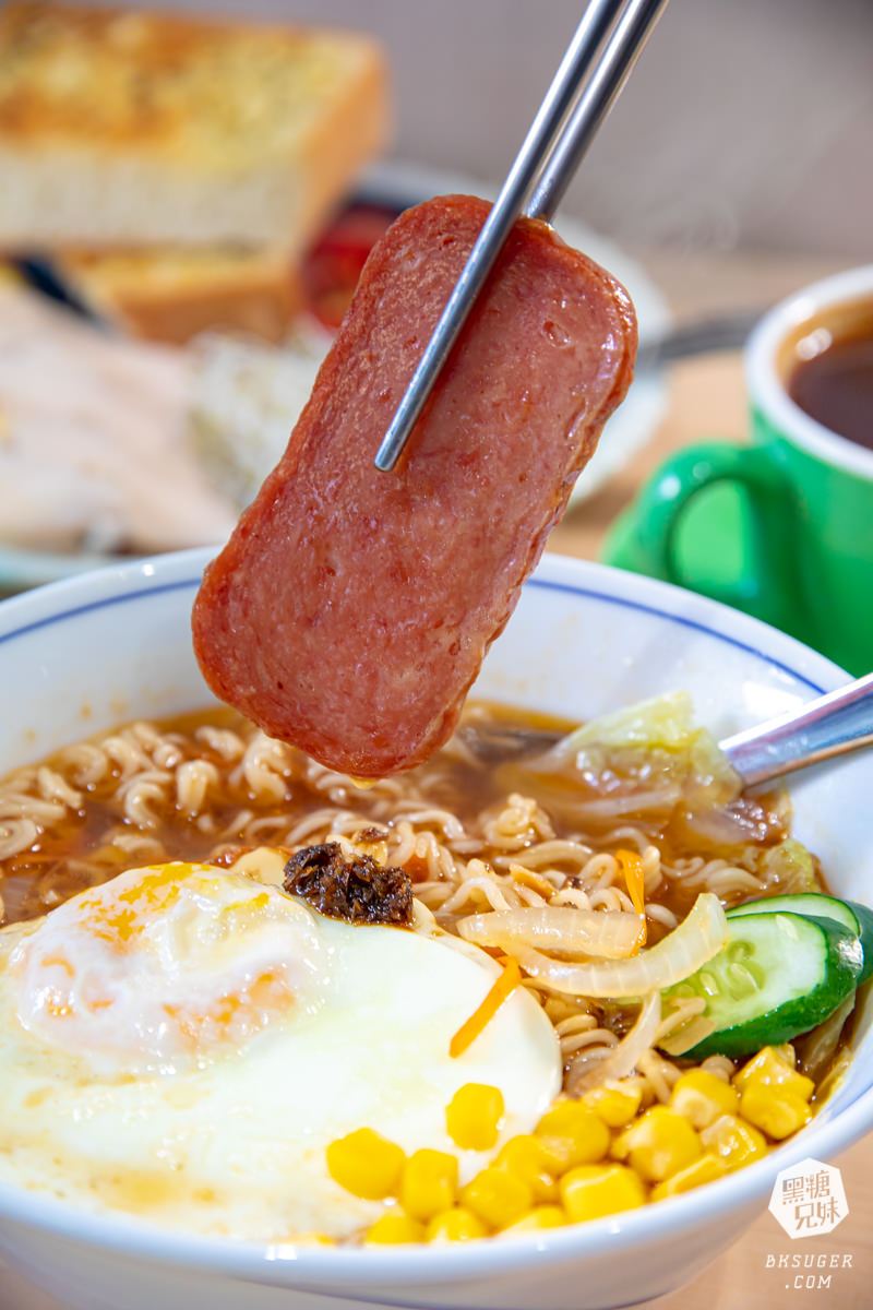 北高雄早午餐|貓之家俱樂部|港式餐廳的港味情懷,寵物療癒嚕貓好地方! - 第28張圖 北高雄早午餐|貓之家俱樂部|港式餐廳的港味情懷,寵物療癒嚕貓好地方!