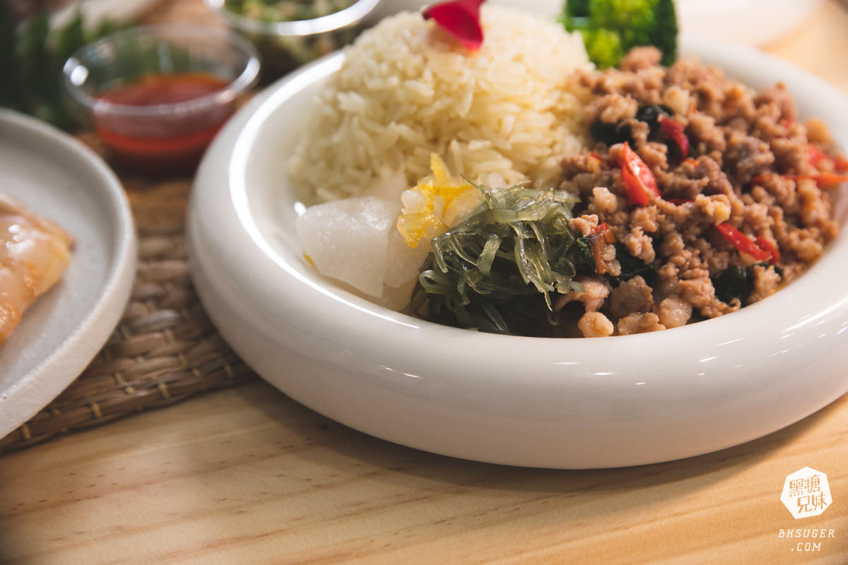 高雄新興區美食|貝穀-南洋雞飯專門店|南洋雞飯新享受|復興一路美食戰區 - 第28張圖 高雄新興區美食|貝穀-南洋雞飯專門店|南洋雞飯新享受|復興一路美食戰區