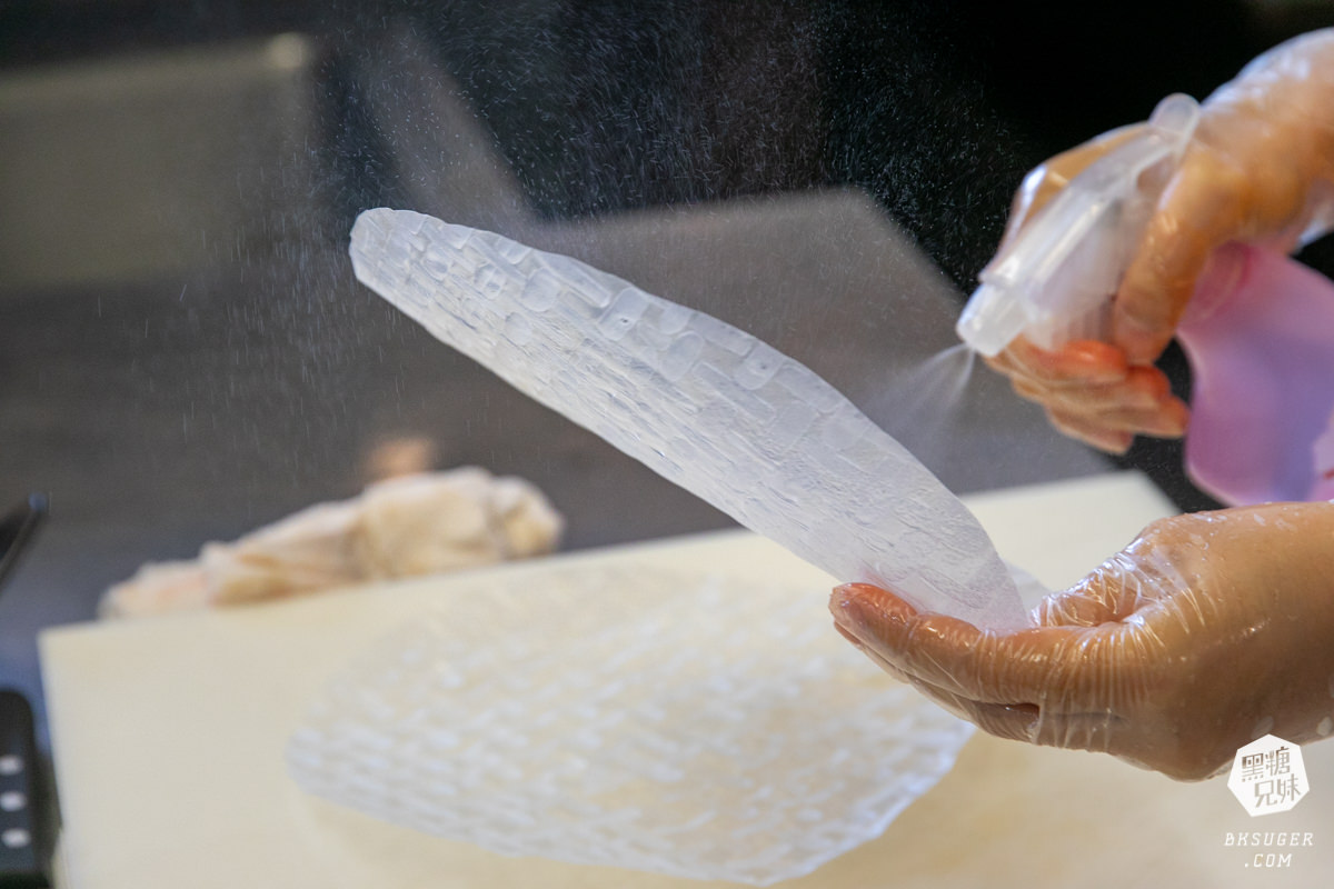 (已歇業)會安越南海鮮燒烤-高雄明誠店|獨有的中越料理風格搭配燒烤、特色鍋物|必吃煎斑燒、越式甘蔗蝦 - 第24張圖 (已歇業)會安越南海鮮燒烤-高雄明誠店|獨有的中越料理風格搭配燒烤、特色鍋物|必吃煎斑燒、越式甘蔗蝦