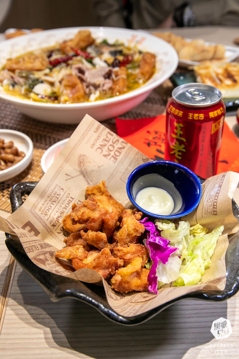 高雄-溜溜酸菜魚專賣店超推薦|巨寶盆大的酸菜魚家庭聚餐、聚會的中餐川菜好選擇|漢來美食品牌 - 第26張圖 高雄-溜溜酸菜魚專賣店超推薦|巨寶盆大的酸菜魚家庭聚餐、聚會的中餐川菜好選擇|漢來美食品牌