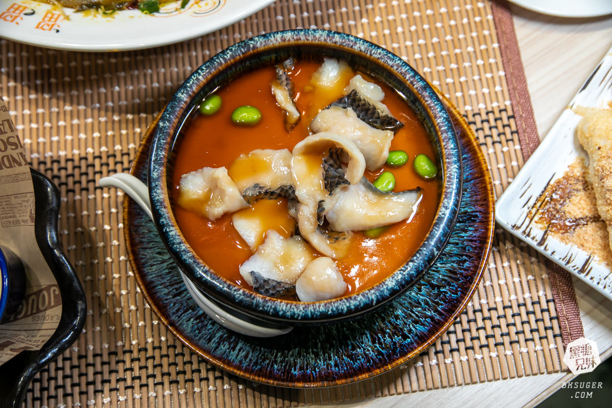 高雄-溜溜酸菜魚專賣店超推薦|巨寶盆大的酸菜魚家庭聚餐、聚會的中餐川菜好選擇|漢來美食品牌 - 第24張圖 高雄-溜溜酸菜魚專賣店超推薦|巨寶盆大的酸菜魚家庭聚餐、聚會的中餐川菜好選擇|漢來美食品牌