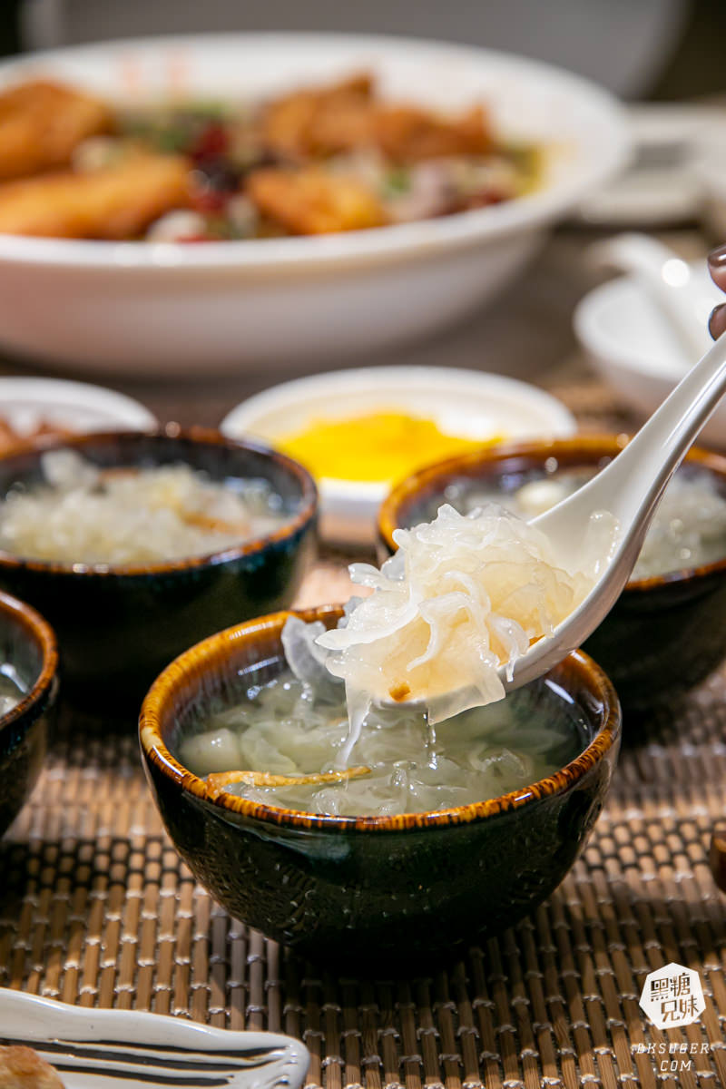 高雄-溜溜酸菜魚專賣店超推薦|巨寶盆大的酸菜魚家庭聚餐、聚會的中餐川菜好選擇|漢來美食品牌 - 第33張圖 高雄-溜溜酸菜魚專賣店超推薦|巨寶盆大的酸菜魚家庭聚餐、聚會的中餐川菜好選擇|漢來美食品牌