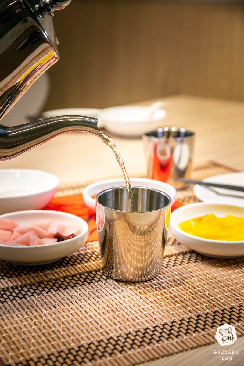 高雄-溜溜酸菜魚專賣店超推薦|巨寶盆大的酸菜魚家庭聚餐、聚會的中餐川菜好選擇|漢來美食品牌 - 第11張圖 高雄-溜溜酸菜魚專賣店超推薦|巨寶盆大的酸菜魚家庭聚餐、聚會的中餐川菜好選擇|漢來美食品牌