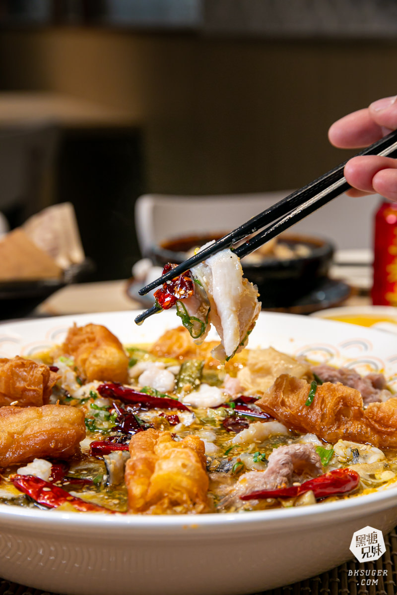 高雄-溜溜酸菜魚專賣店超推薦|巨寶盆大的酸菜魚家庭聚餐、聚會的中餐川菜好選擇|漢來美食品牌 - 第16張圖 高雄-溜溜酸菜魚專賣店超推薦|巨寶盆大的酸菜魚家庭聚餐、聚會的中餐川菜好選擇|漢來美食品牌