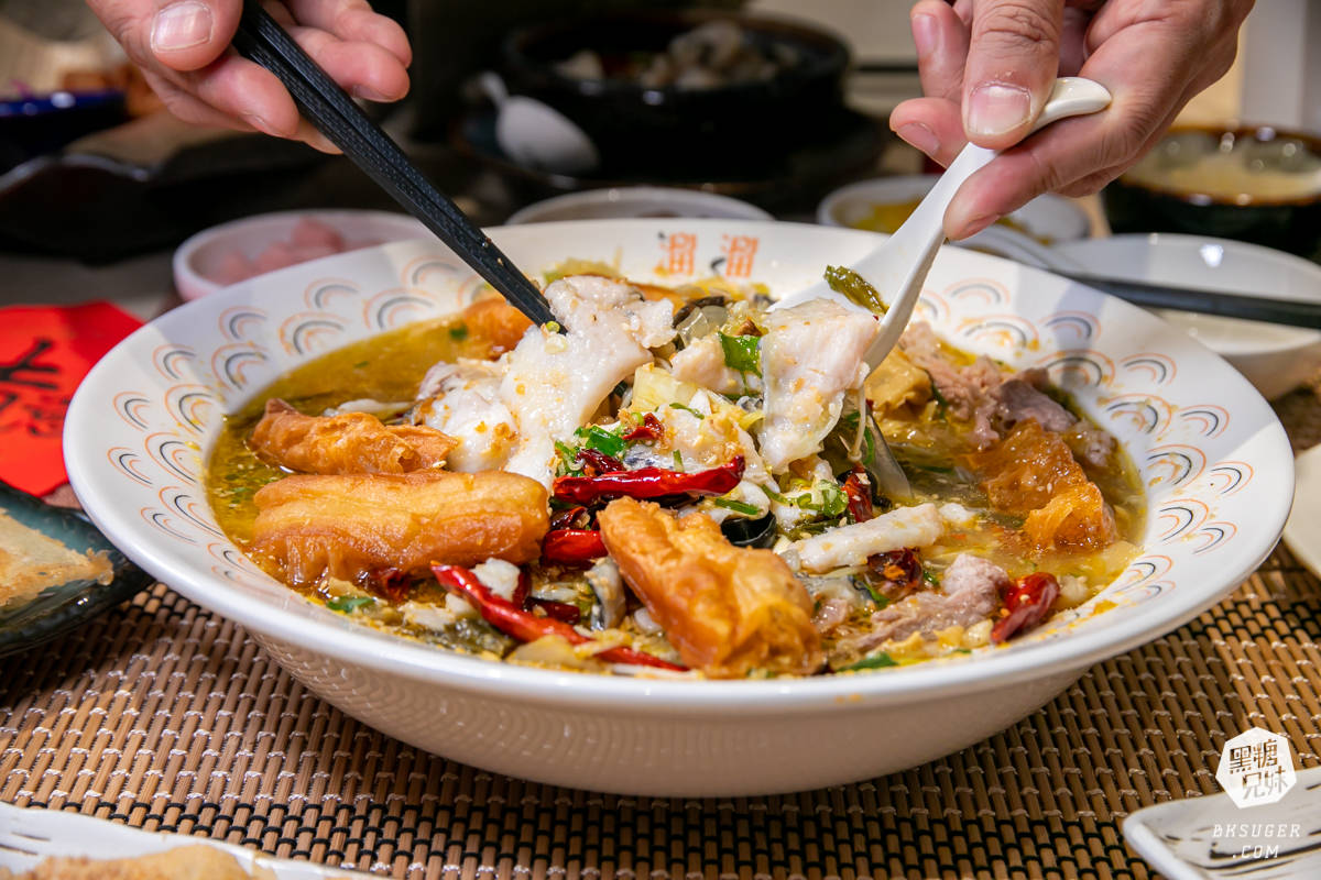 高雄-溜溜酸菜魚專賣店超推薦|巨寶盆大的酸菜魚家庭聚餐、聚會的中餐川菜好選擇|漢來美食品牌 - 第21張圖 高雄-溜溜酸菜魚專賣店超推薦|巨寶盆大的酸菜魚家庭聚餐、聚會的中餐川菜好選擇|漢來美食品牌