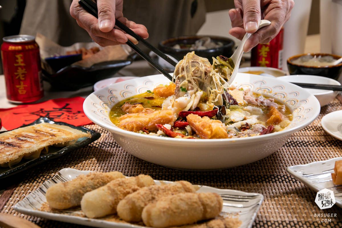 高雄-溜溜酸菜魚專賣店超推薦|巨寶盆大的酸菜魚家庭聚餐、聚會的中餐川菜好選擇|漢來美食品牌 - 第17張圖 高雄-溜溜酸菜魚專賣店超推薦|巨寶盆大的酸菜魚家庭聚餐、聚會的中餐川菜好選擇|漢來美食品牌