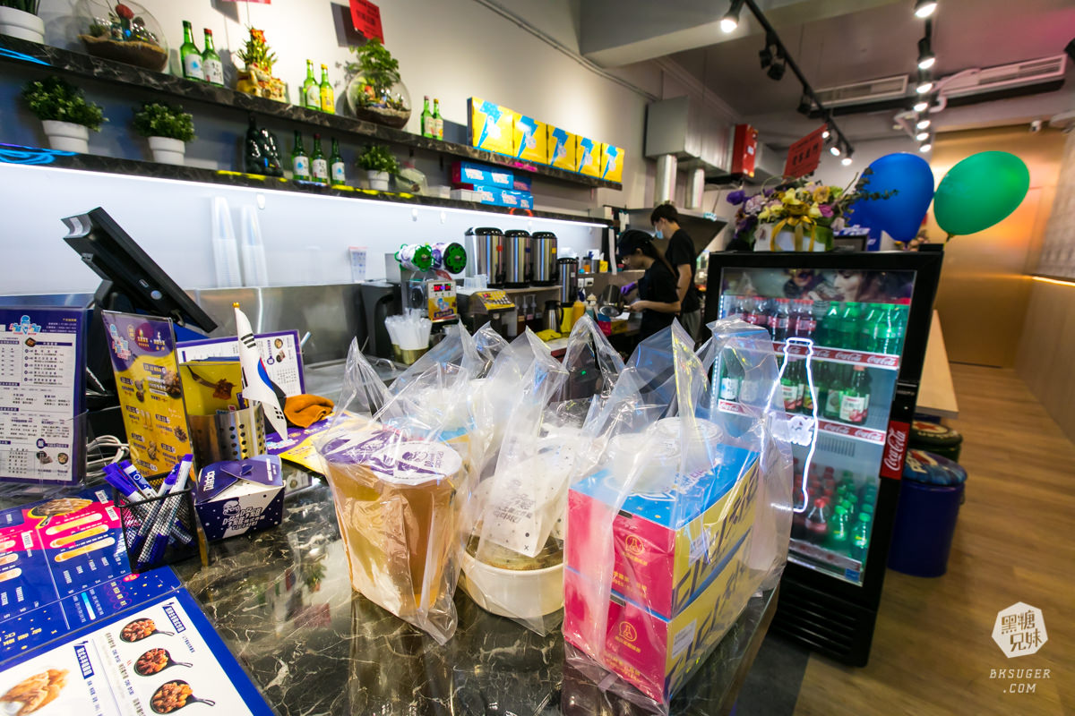 中山路夜市美食|咚雞咚雞鳳山中山店|高雄韓式炸雞界的外帶霸主速食店 - 第5張圖 中山路夜市美食|咚雞咚雞鳳山中山店|高雄韓式炸雞界的外帶霸主速食店