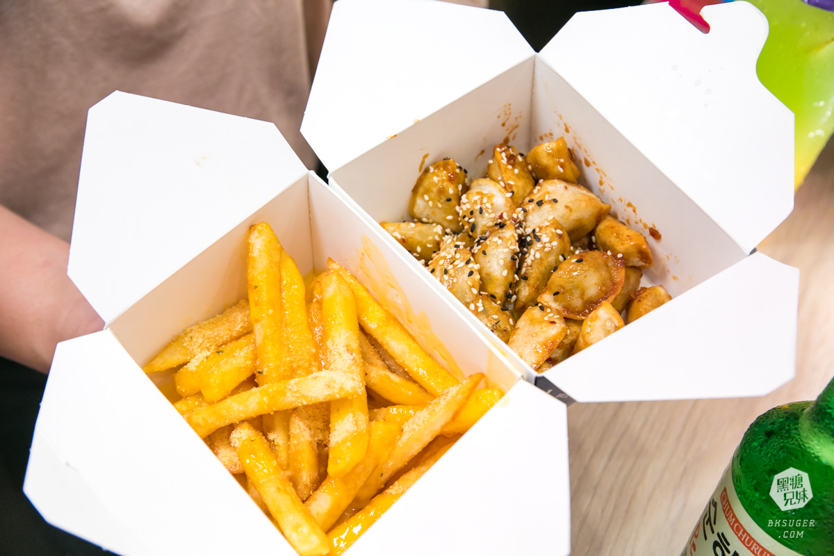 中山路夜市美食|咚雞咚雞鳳山中山店|高雄韓式炸雞界的外帶霸主速食店 - 第21張圖 中山路夜市美食|咚雞咚雞鳳山中山店|高雄韓式炸雞界的外帶霸主速食店