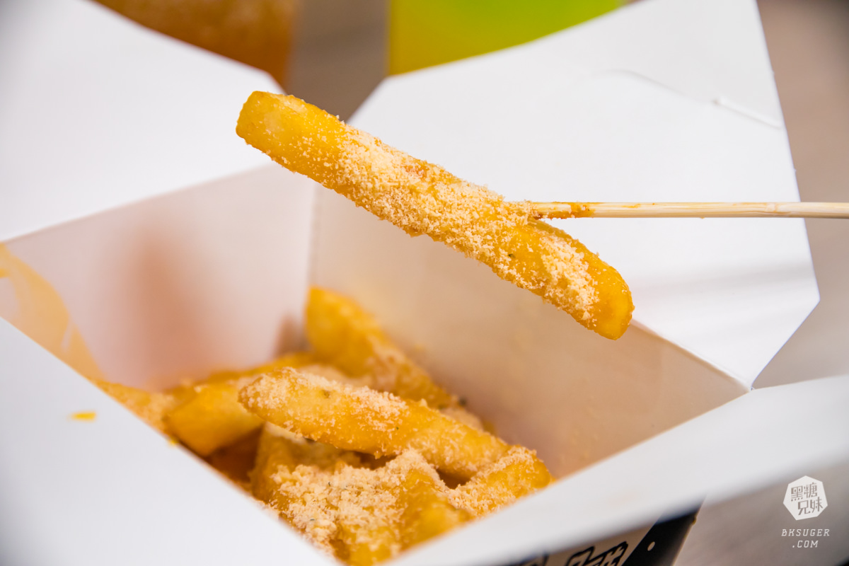 中山路夜市美食|咚雞咚雞鳳山中山店|高雄韓式炸雞界的外帶霸主速食店 - 第23張圖 中山路夜市美食|咚雞咚雞鳳山中山店|高雄韓式炸雞界的外帶霸主速食店