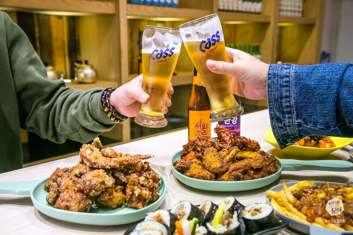 高雄韓式炸雞餐廳-脆穀韓式炸雞|絕美粉紅酒吧配炸雞|閨蜜界必訪韓系炸雞店 - 第1張圖 高雄韓式炸雞餐廳-脆穀韓式炸雞|絕美粉紅酒吧配炸雞|閨蜜界必訪韓系炸雞店