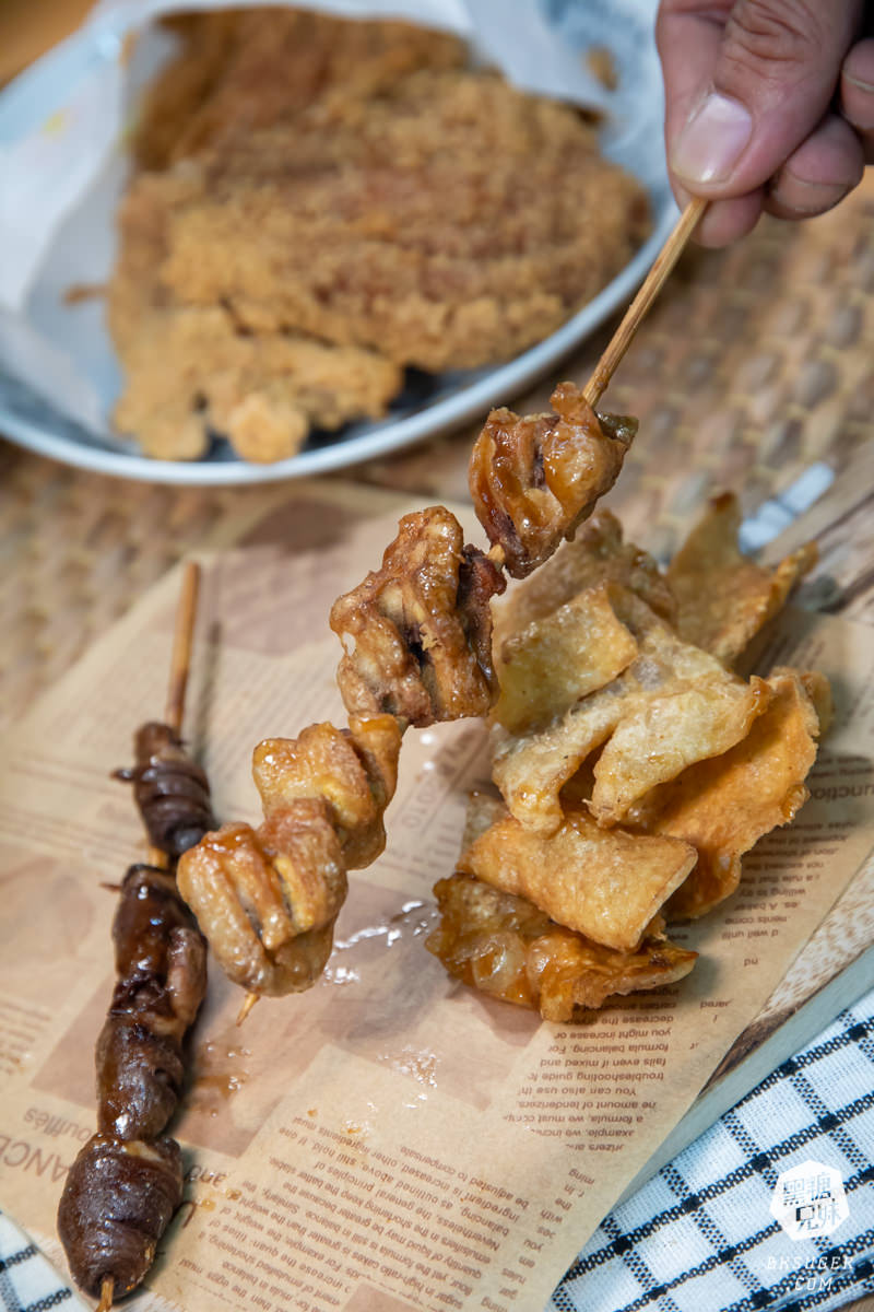 三民區鹹酥雞推薦|野蠻雞家-大豐總店|獨家蜜汁醬吃過會涮嘴的回頭擱來買 - 第17張圖 三民區鹹酥雞推薦|野蠻雞家-大豐總店|獨家蜜汁醬吃過會涮嘴的回頭擱來買