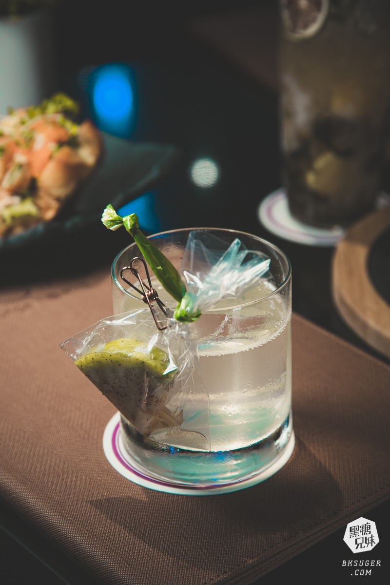 高雄餐酒館推薦|PAVO餐酒館 x Bar Home聯名客座 與TCRC主理人阿翔-夏季聯名調酒在地特色 - 第6張圖 高雄餐酒館推薦|PAVO餐酒館 x Bar Home聯名客座 與TCRC主理人阿翔-夏季聯名調酒在地特色