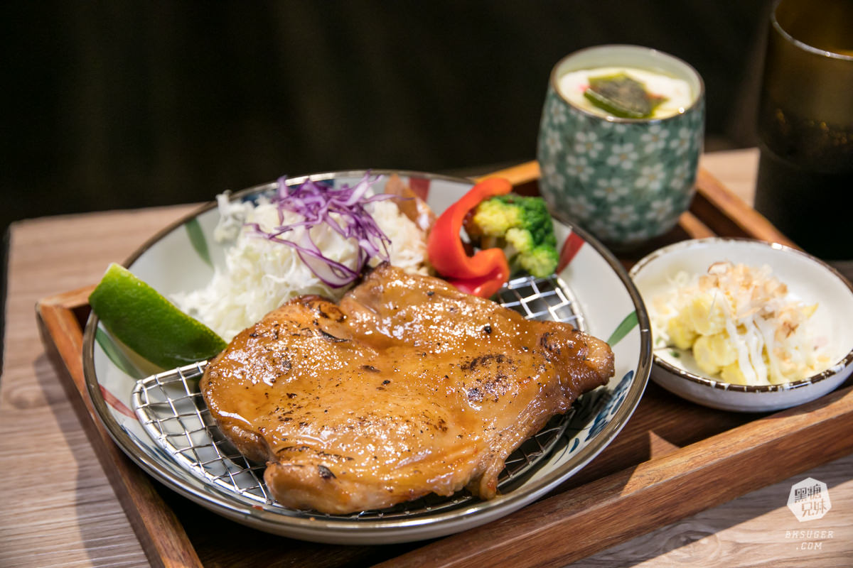 鬥牛士牛排食堂-五福店|平日限定$199午餐好吃又飽足|無限供應沙拉吧-老口碑隱密牛排館 - 第33張圖 鬥牛士牛排食堂-五福店|平日限定$199午餐好吃又飽足|無限供應沙拉吧-老口碑隱密牛排館
