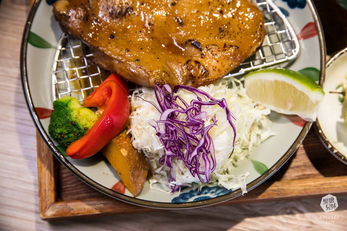 鬥牛士牛排食堂-五福店|平日限定$199午餐好吃又飽足|無限供應沙拉吧-老口碑隱密牛排館 - 第36張圖 鬥牛士牛排食堂-五福店|平日限定$199午餐好吃又飽足|無限供應沙拉吧-老口碑隱密牛排館