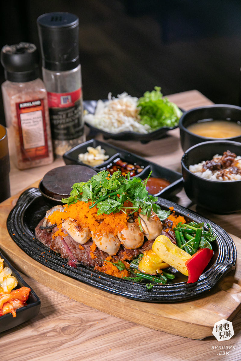 鬥牛士牛排食堂五福店|爆量蝦卵海陸吃法!!生蠔10顆VS帆立貝6顆,搭配牛排&爆量蝦卵香菜,超浮誇登場!! - 第3張圖 鬥牛士牛排食堂|海陸蠔蝦牛排海陸干蝦牛排