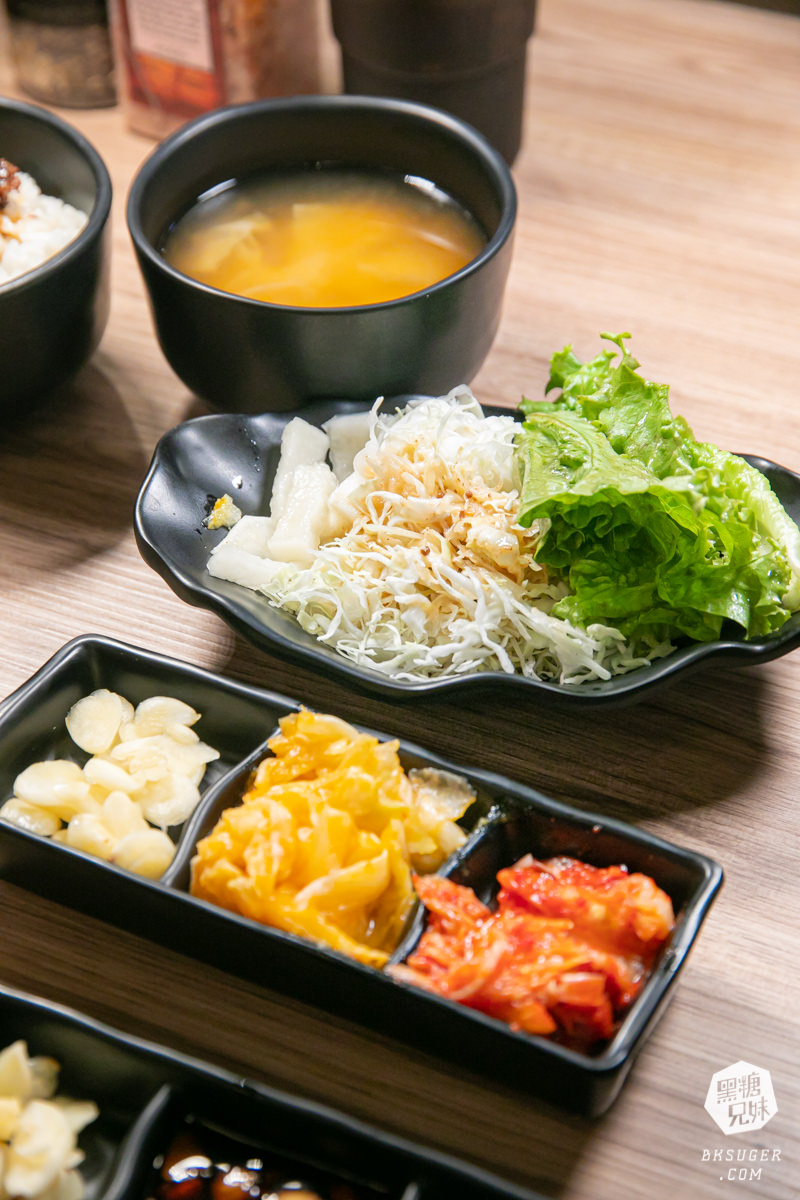 鬥牛士牛排食堂五福店|爆量蝦卵海陸吃法!!生蠔10顆VS帆立貝6顆,搭配牛排&爆量蝦卵香菜,超浮誇登場!! - 第18張圖 鬥牛士牛排食堂五福店|爆量蝦卵海陸吃法!!生蠔10顆VS帆立貝6顆,搭配牛排&爆量蝦卵香菜,超浮誇登場!!