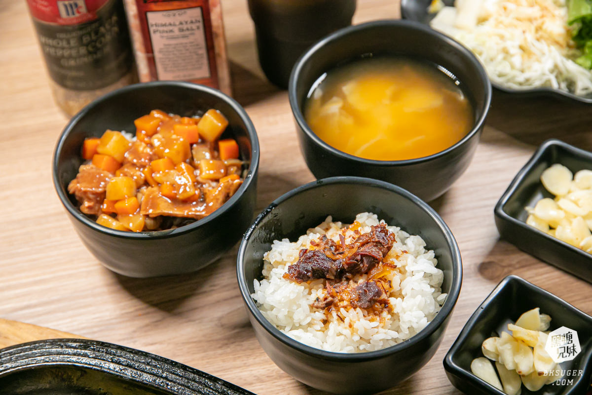 鬥牛士牛排食堂五福店|爆量蝦卵海陸吃法!!生蠔10顆VS帆立貝6顆,搭配牛排&爆量蝦卵香菜,超浮誇登場!! - 第19張圖 鬥牛士牛排食堂五福店|爆量蝦卵海陸吃法!!生蠔10顆VS帆立貝6顆,搭配牛排&爆量蝦卵香菜,超浮誇登場!!